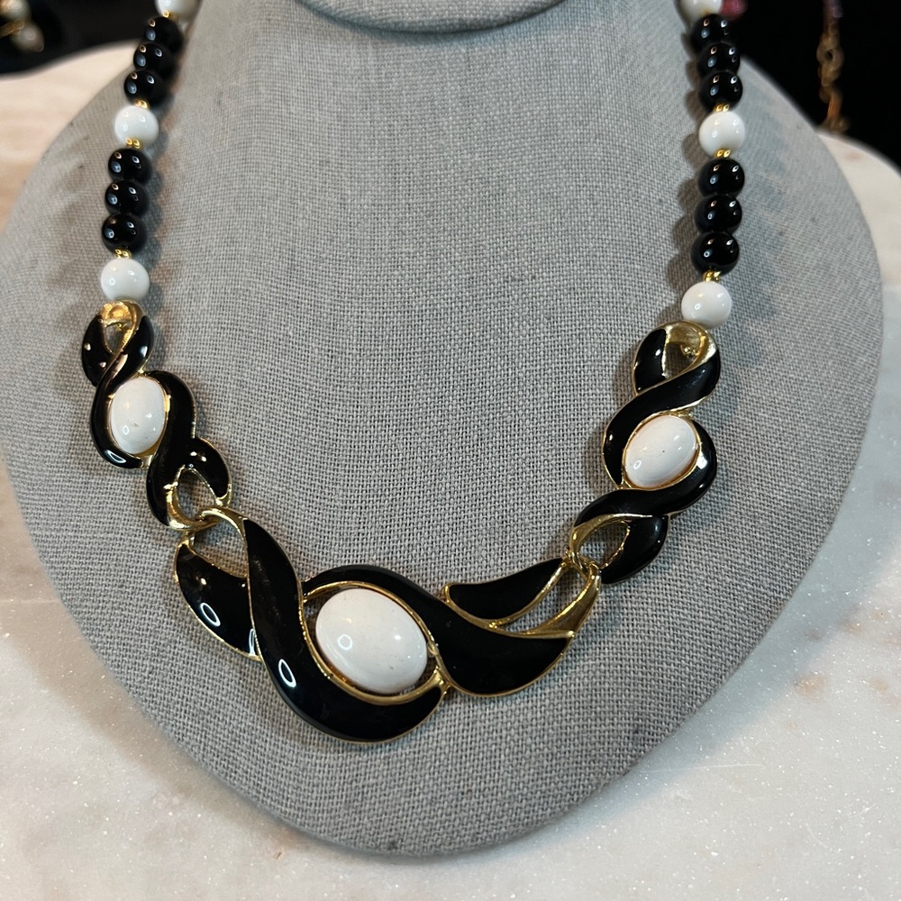 Enamel and acrylic necklace 18” black and white